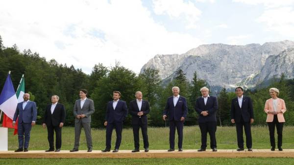 G7 में कौन-कौन से देश शामिल हैं? G7 में कौन-कौन से देश शामिल हैं?