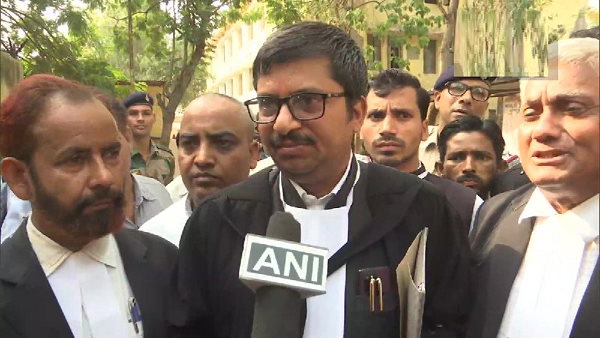 WATCH Video: Ex Bihar CM Lalu Yadav Imposed A Fine Of Rs 6000 by the court of Jharkhand WATCH Video: Ex Bihar CM Lalu Yadav Imposed A Fine Of Rs 6000 by the court of Jharkhand