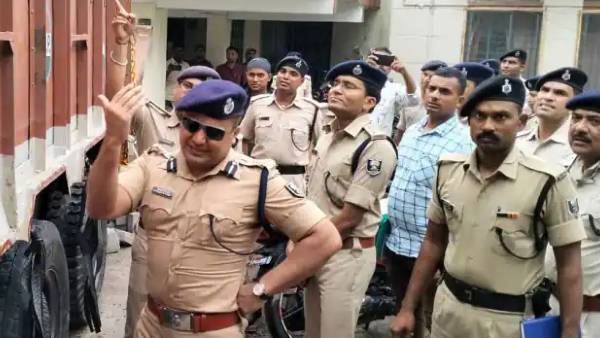 25 लाख रुपये की अवैध शराब ज़ब्त