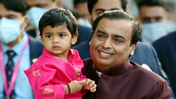 परिवार का अहम रोल परिवार का अहम रोल