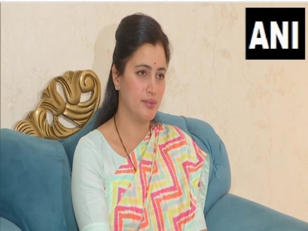 निर्दलीय महिला सांसद ने की ये अपील