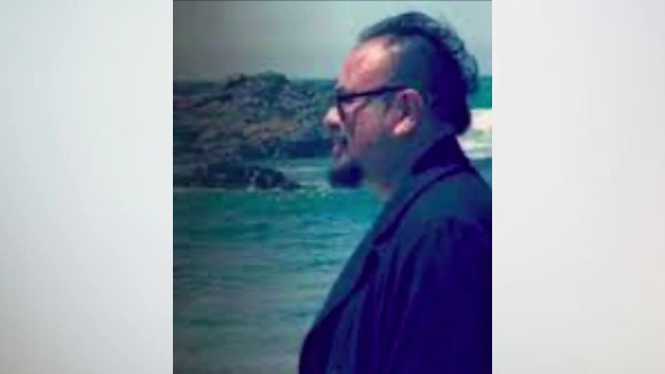 पास में ही टीम कर रही थी काम