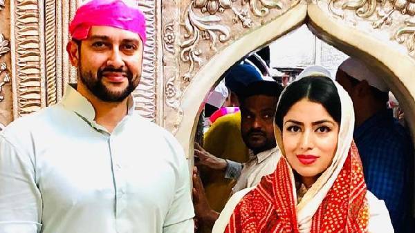 बला की खूबसूरत हैं निन बला की खूबसूरत हैं निन