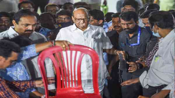 हम देखते हैं कि कैसे गुजरात और असम से निर्देश मिलता है- पवार