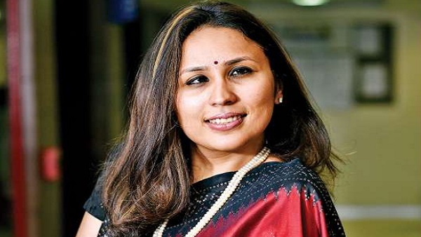 'लोग मुझे 'टूटी हुई गर्दन वाली लड़की' के नाम से जानते हैं...'