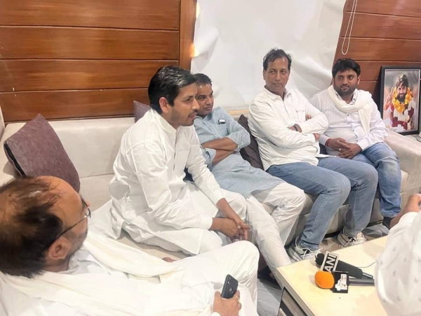  कई मुद्दों पर चर्चा की