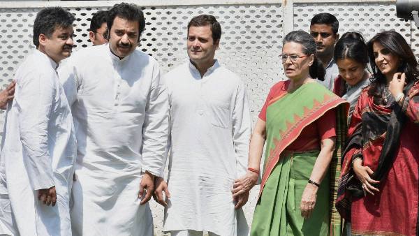 पार्टी से निकाला गया