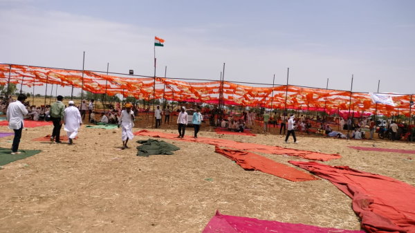  33 जिला कलेक्टरों को दिए ज्ञापन