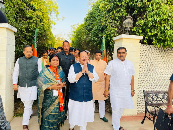 पति के जेल में जाने के बाद जीता उपचुनाव