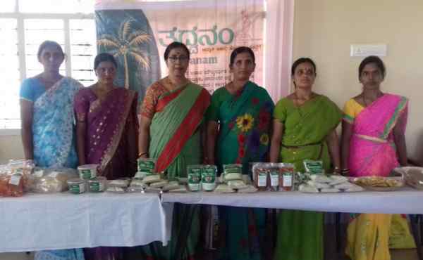 महिलाओं को एकजुट कर मिली कामयाबी महिलाओं को एकजुट कर मिली कामयाबी