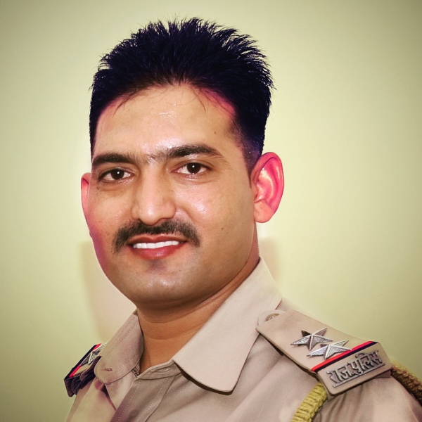 इमरान खान की सरकारी नौकरी इमरान खान की सरकारी नौकरी