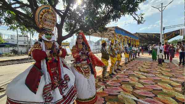 इस ट्रेन में रहेगी ये विशेष सुविधा