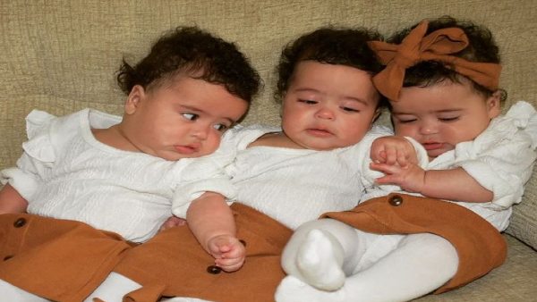 नॉटिंघम के रहने वाले कपल के घर में आए तीन बच्चे