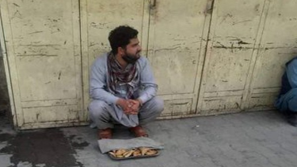 'तालिबान राज में पत्रकारों का जीवन' 'तालिबान राज में पत्रकारों का जीवन'