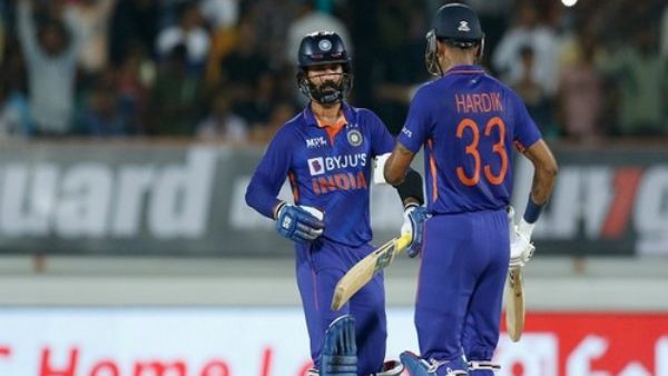 मुश्किल हालात में खेली दमदार पारी 