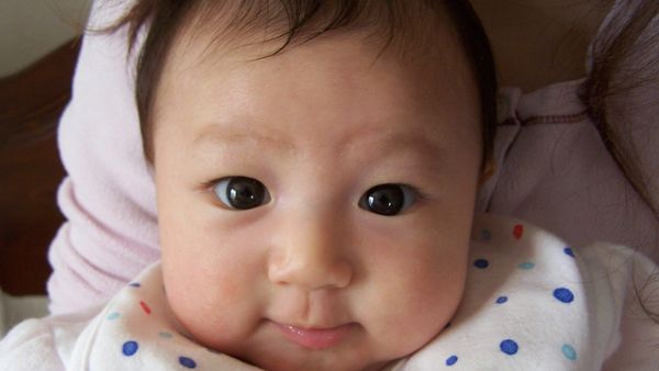 शादियां भी हो रही कम