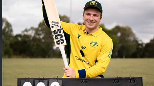 नीरो का लगातार तीसरा शतक 