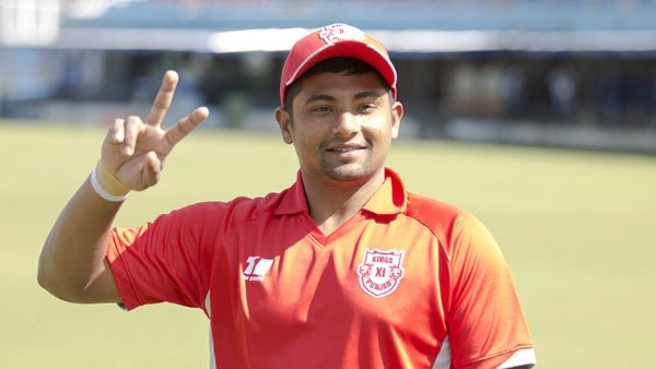 लगातार दे रहे हैं टीम इंडिया के दरवाजे पर दस्तक