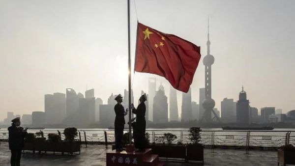 हालात को जटिल बनाने से बचे भारत