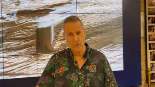 कौन हैं मशहूर जादूगर उरी गेलर? कौन हैं मशहूर जादूगर उरी गेलर?