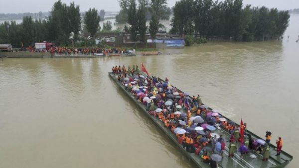 हेनान में बारिश से 12 मरे