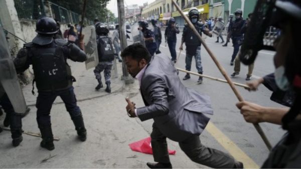 संकट में फंसा हुआ है इजिप्ट