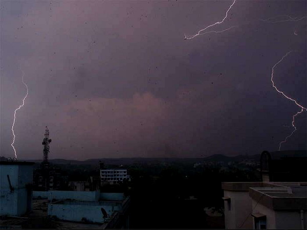Weather forecast today: Indian Meteorological Department update about rain heatwave & temperature