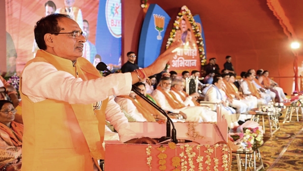 PM नरेंद्र मोदी युवा है – CM शिवराज PM नरेंद्र मोदी युवा है – CM शिवराज