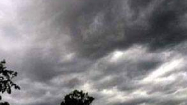 नमी नहीं होने के कारण बढ़ा पारा