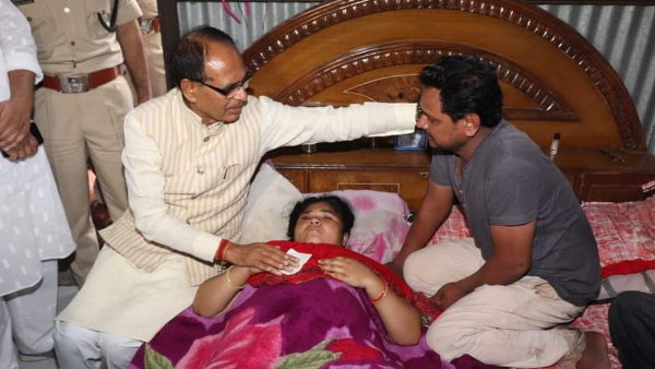 टीटी नगर में महिला हमले पर CM शिवराज हुए सख्त टीटी नगर में महिला हमले पर CM शिवराज हुए सख्त