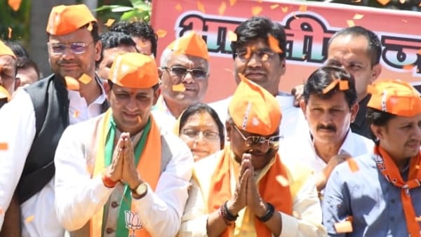 'भाजपा राज में मुस्कुराता इंदौर' का नारा 