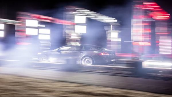 इम्पोर्ट ड्यूटी में कटौती की मांग