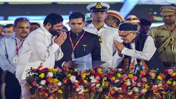 शिंदे ने अचानक क्‍यों दिखाए बगावती तेवर