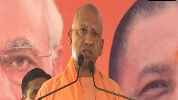 योगी ने अधिकारियों को दिए हैं दिशा निर्देश योगी ने अधिकारियों को दिए हैं दिशा निर्देश