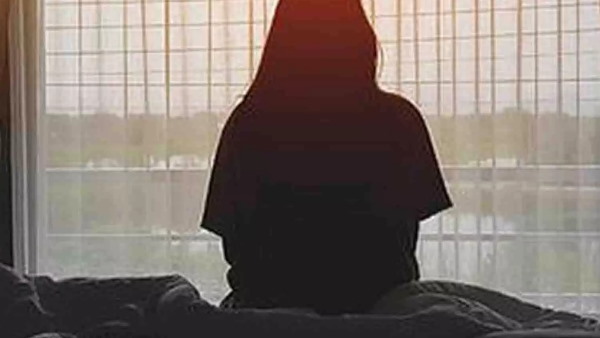 पति पर शारीरिक रूप से अनफिट होने का लगाया आरोप पति पर शारीरिक रूप से अनफिट होने का लगाया आरोप