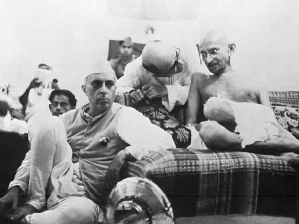 गांधी जी के आह्वान को जन-जन तक पहुंचाने का माध्यम बनीं