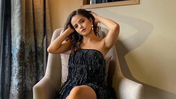 'आर्थिक तंगी ने मुझे बिल्कुल तोड़ दिया था...' 'आर्थिक तंगी ने मुझे बिल्कुल तोड़ दिया था...'