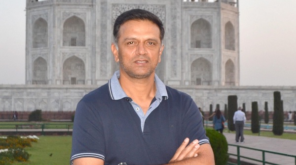 राहुल द्रविड़ ने विशेष उपस्थिति दर्ज कराई राहुल द्रविड़ ने विशेष उपस्थिति दर्ज कराई