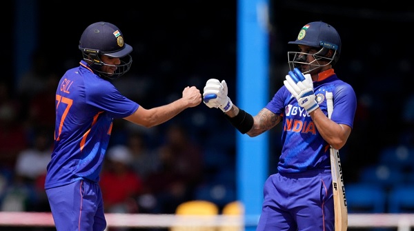 गिल को भी सराहा