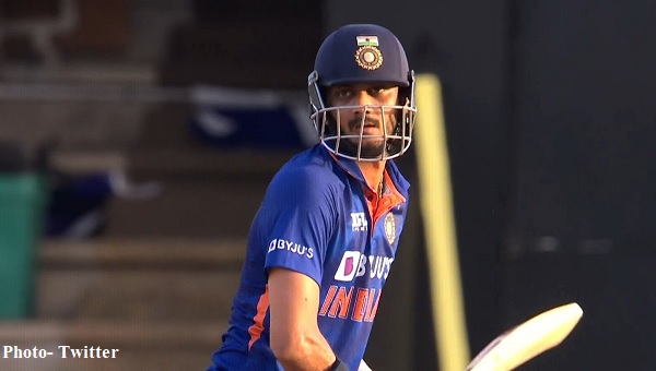 27 गेंदों में पटेल ने जड़ी हाफ सेंचुरी