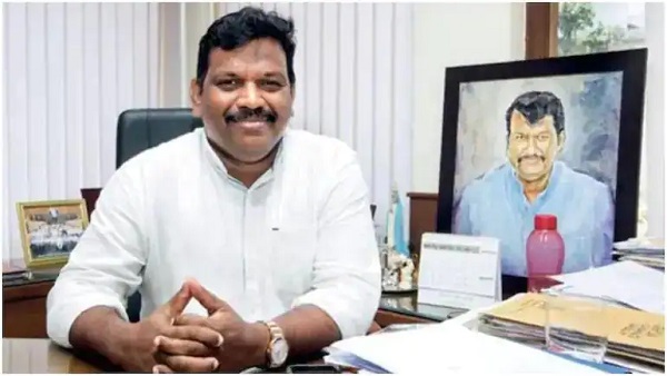 After Maharashtra Political Crisis now Drama in Goa: Congress removes Goa MLA Michael Lobo as Leader of Opposition amid defection buzz After Maharashtra Political Crisis now Drama in Goa: Congress removes Goa MLA Michael Lobo as Leader of Opposition amid defection buzz