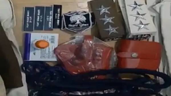 नकली DSP बन कर दिखा रहा था वर्दी का रौब नकली DSP बन कर दिखा रहा था वर्दी का रौब