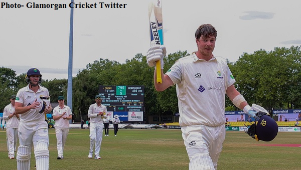 इंग्लैंड का प्रतिनिधित्व करना बाकी