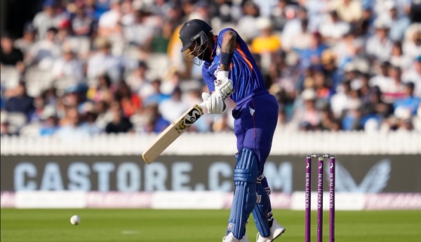 ENG vs IND: England even the series by beating India 100 runs, Reece Topley takes 6 wicket ENG vs IND: England even the series by beating India 100 runs, Reece Topley takes 6 wicket