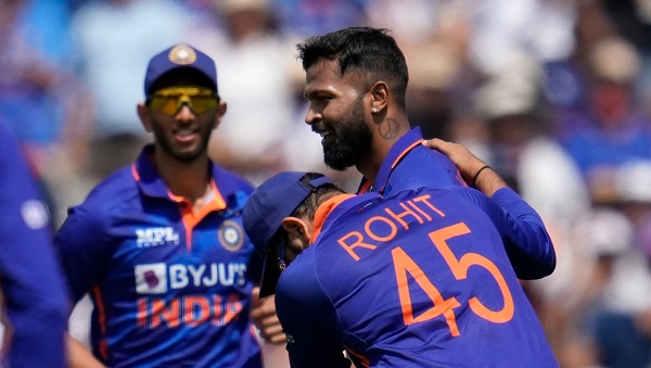 हार्दिक पांड्या को एक दुर्लभ प्रतिभा करार दिया हार्दिक पांड्या को एक दुर्लभ प्रतिभा करार दिया