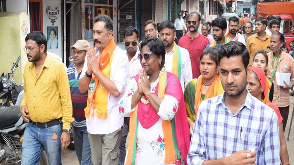 अभिनेता मुकेश तिवारी ने दिन रात प्रचार किया था अभिनेता मुकेश तिवारी ने दिन रात प्रचार किया था