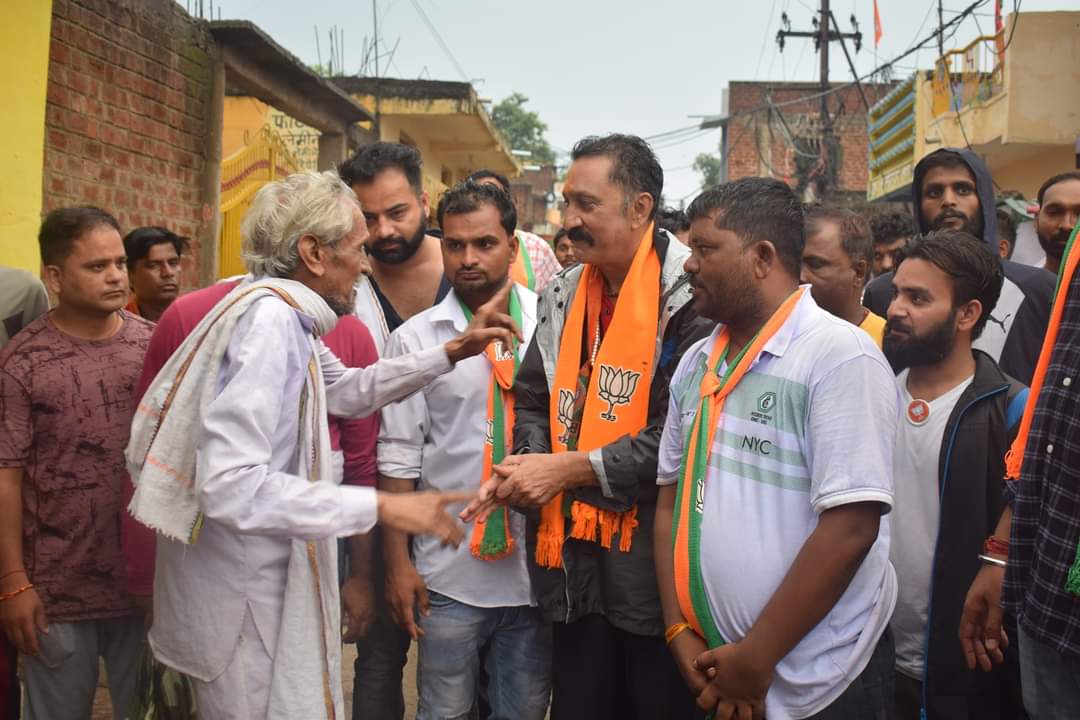 अभिनेता मुकेश तिवारी ने दिन रात प्रचार किया था अभिनेता मुकेश तिवारी ने दिन रात प्रचार किया था