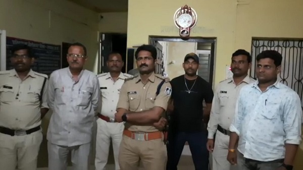 असल व‍िवाह के जैसी पुल‍िस ने तैयार‍ियां की थी