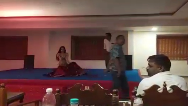 11 जिलों के इंजीनियर आए पार्टी में