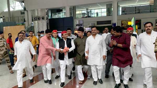 शिवपाल यादव मजबूत करें अपनी पार्टी
